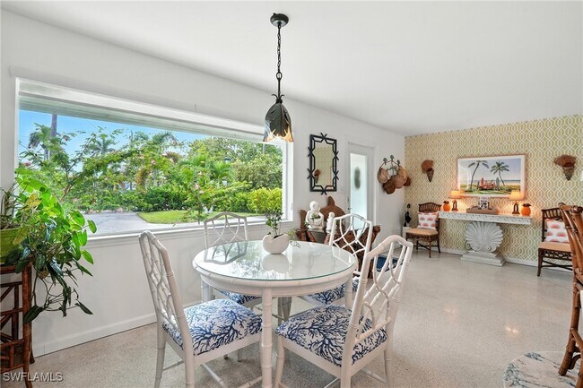 property at 578 14th St N