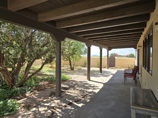 property at 19 Camerada Rd