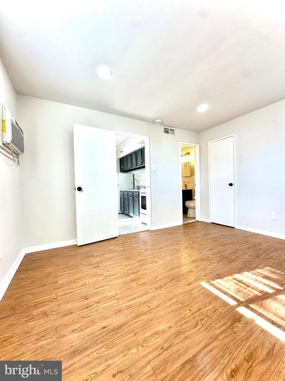 property at 4411 Sheffield Ave