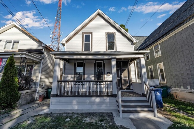 2 Dewitt St in Buffalo, NY - Building Photo - Building Photo