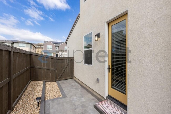 2412 Paseo Archer in Chula Vista, CA - Building Photo - Building Photo