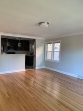 4831 Kirk St in Skokie, IL - Building Photo - Building Photo