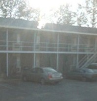 Southland Place in Americus, GA - Building Photo