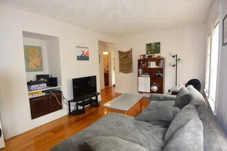 5 Lawrence St, Unit 1 in Boston, MA - Building Photo - Building Photo