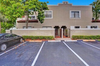 10540 SW 154th Ct in Miami, FL - Building Photo - Building Photo