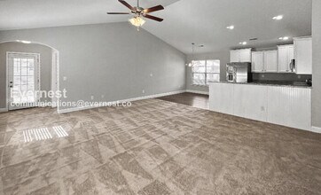 136 Pitts Griffin Drive in Madison, AL - Building Photo - Building Photo