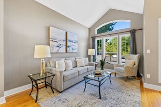 5652 SW Bluestem Pl in Corvallis, OR - Foto de edificio - Building Photo