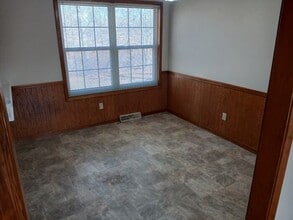 5102 Charm Ridge Dr in Jefferson City, MO - Building Photo - Building Photo