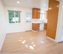 1236 Regent St in Alameda, CA - Building Photo - Building Photo