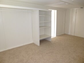 215 E Clark Ave, Unit 130a in Orcutt, CA - Foto de edificio - Building Photo