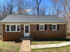 74 W Princeton Cir Cir in Lynchburg, VA - Building Photo