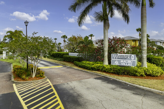 Woodside at Port Malabar in Palm Bay, FL - Building Photo - Building Photo