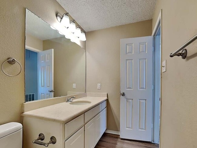 2737 Preston Creek in Mesquite, TX - Building Photo - Building Photo