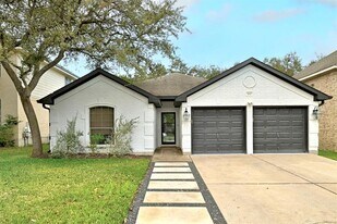 9010 Wampton Wy in Austin, TX - Building Photo