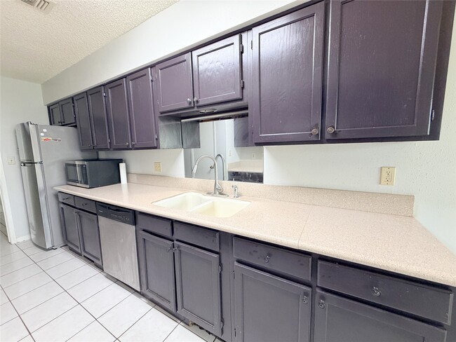 property at 2535 Planters Row