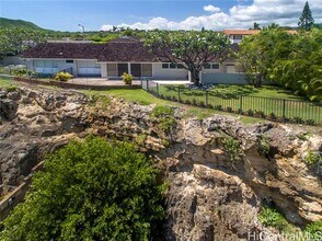 1228 Koloa St in Honolulu, HI - Building Photo - Building Photo