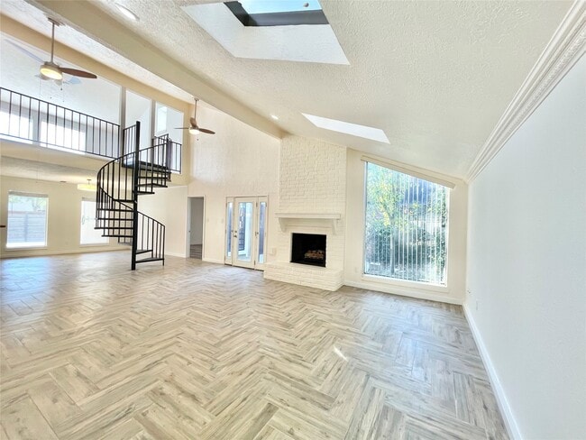 property at 707 Center Hill Dr