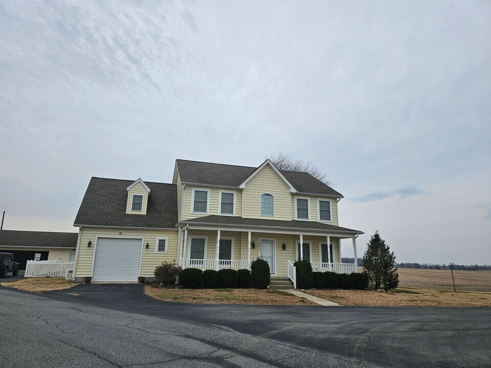 2953 Tub Mill Pond Rd in Milford, DE - Building Photo