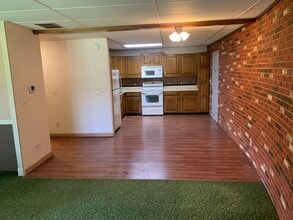 2526 Rebecca Ct W, Unit 7 in Quincy, IL - Building Photo - Building Photo