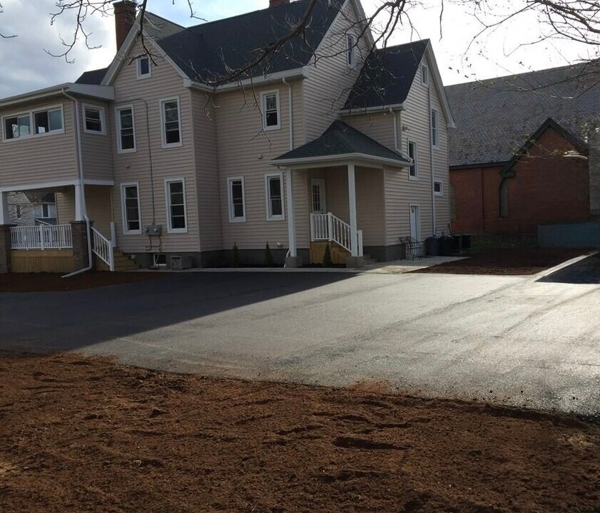 408 W Broad St in Horseheads, NY - Building Photo