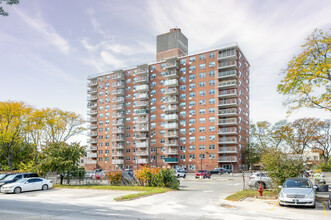 Sam Burt Houses in Brooklyn, NY - Foto de edificio - Primary Photo