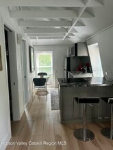 20 Tannery Brook Rd in Woodstock, NY - Building Photo - Building Photo