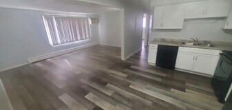 612 7th St S, Unit 1