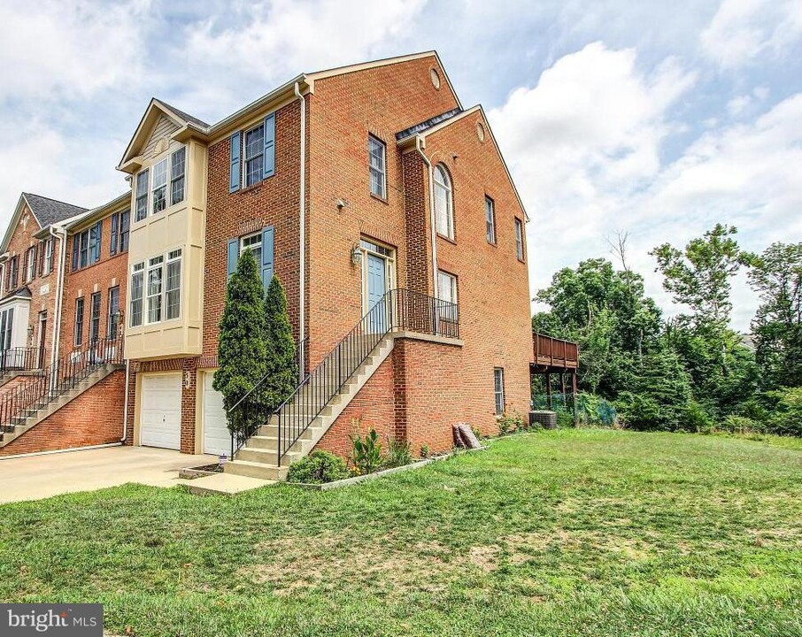 50 Calabash Ct in Rockville, MD - Building Photo