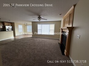 2005 SE Parkview Crossing Dr in Waukee, IA - Building Photo - Building Photo
