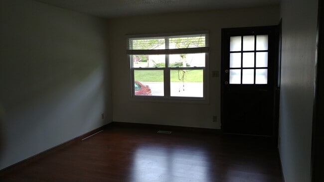 208 17th Ave N in Onalaska, WI - Foto de edificio - Building Photo