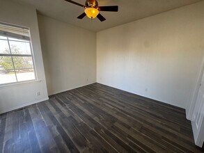 3133 Renaissance Dr SE in Rio Rancho, NM - Building Photo - Building Photo