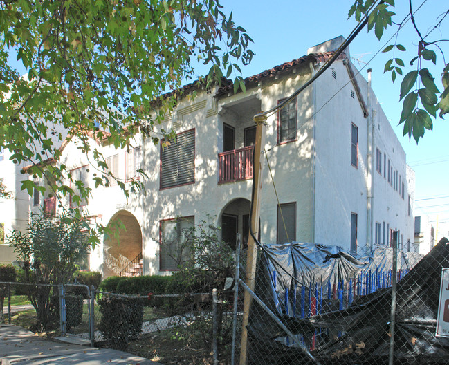8553 Alcott St in Los Angeles, CA - Foto de edificio - Building Photo