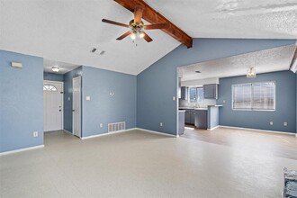 4808 Spring Meadow Cove-Unit -A in Austin, TX - Building Photo - Building Photo