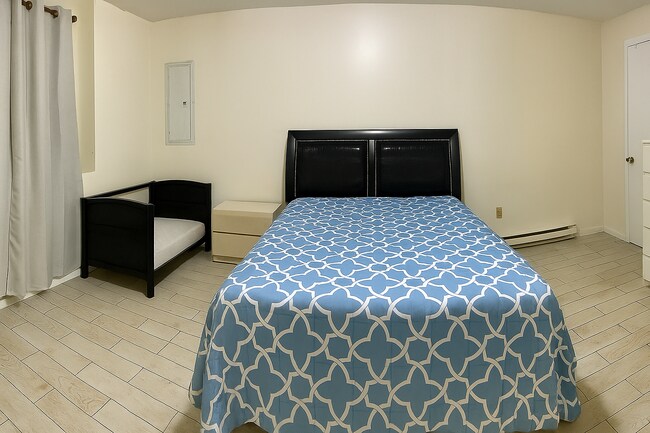 178 Mountain Ave, Unit 2 in Revere, MA - Building Photo - Building Photo