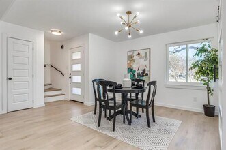 102 S Grove Rd in Richardson, TX - Building Photo - Building Photo