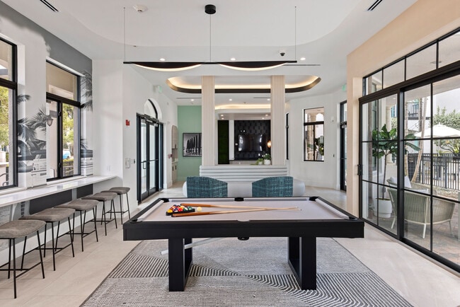 Cordoba in Doral, FL - Foto de edificio - Building Photo