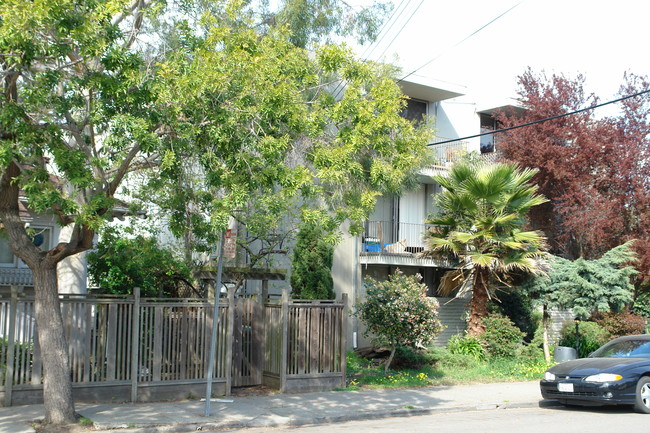 1908 California St in Berkeley, CA - Foto de edificio - Building Photo