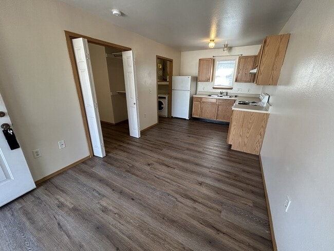 property at 1635 Neptune St