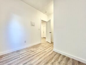 1411 S Burlington Ave in Los Angeles, CA - Building Photo - Building Photo