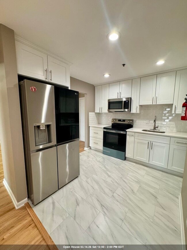 property at 1911 Grand Ave