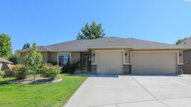 property at 1066 N Montana St