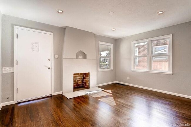 3541 St Paul St in Denver, CO - Building Photo - Building Photo