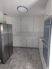 8564 Vista Del Verde in El Cajon, CA - Building Photo - Building Photo