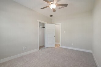 10930 Keaton Landing Dr in Houston, TX - Building Photo - Building Photo