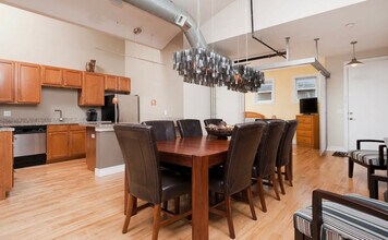 2441 Broadway in Denver, CO - Building Photo - Building Photo