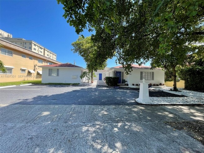 property at 1842 Madison St