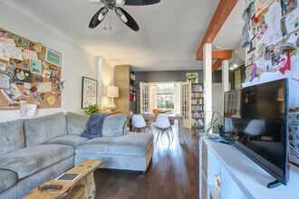 141 Beatrice St in Toronto, ON - Building Photo - Building Photo