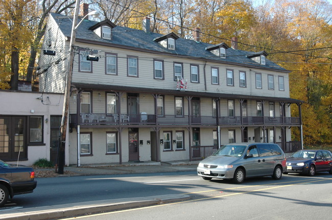 12 Spring in Morristown, NJ - Building Photo - Building Photo