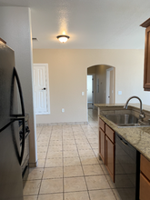 6325 Reynolds Dr in Las Cruces, NM - Building Photo - Building Photo