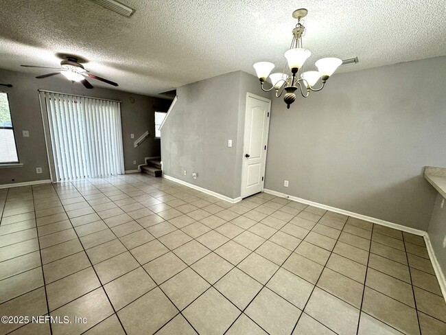 7661 Melvin Rd in Jacksonville, FL - Building Photo - Building Photo